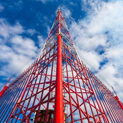 Torre tubolare in acciaio tubolare a 3 gambe da 45 m con elevata resistenza agli urti, adatta per torri di sicurezza e microonde per telecomunicazioni