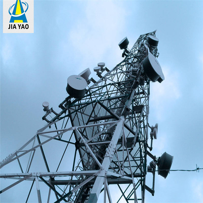 Torre cellulare radiomobile per comunicazioni in acciaio angolare a 4 gambe con trasmissione del segnale per telecomunicazioni
