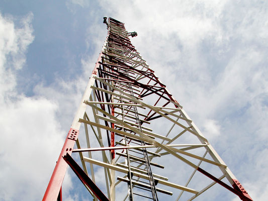 Radio triangolare ad alta risoluzione Telecom 3 gambe Torre di acciaio tubolare 40M/S