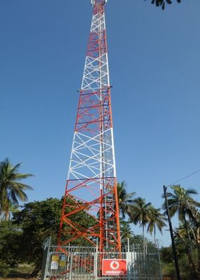 Internet autonomo 5G Telecomunicazione Antenna 3 gambe Torre angolare in acciaio