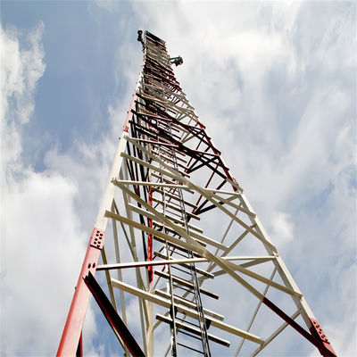 Torre di acciaio angolare galvanizzato a tre zampe