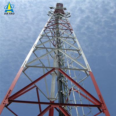 Torre di acciaio angolare galvanizzato a tre zampe