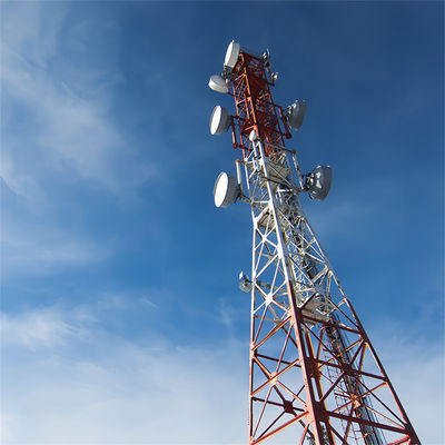 A36 Astm 60 M Metri 4 gambe di acciaio Torre di comunicazione a microonde 50 Ft Torre autosostenente