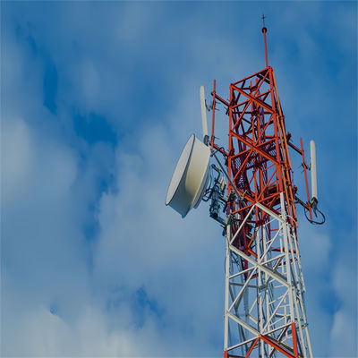 A36 Astm 60 M Metri 4 gambe di acciaio Torre di comunicazione a microonde 50 Ft Torre autosostenente