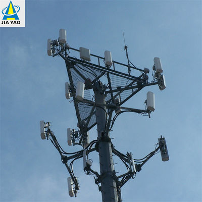 Torre di monopolio multifunzionale galvanizzata a caldo 5g Internet segnale di telefono cellulare comunicazione torre di acciaio