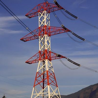 Struttura della sottostazione Torre elettrica ad alta tensione Galvanizzato Pylon Line Pole di trasmissione Retice Torre angolare in acciaio In vendita