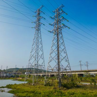 Torre elettrica ad alta tensione ad angolo di ferro Velocità del vento 30-180 Km/h Torre di trasmissione 132kv