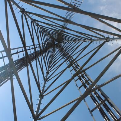 18 28 38M 3 Gambe Tubolare in Acciaio Zincato Multi Frequenza Esterna 5G 4G Wifi Torre di Comunicazione per Trasmissioni Televisive