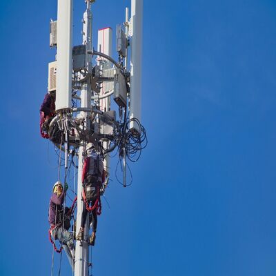 19 27 35M Albero estetico per città a microonde per esterni autosufficiente monopolare adattato al paesaggio 5G 4G