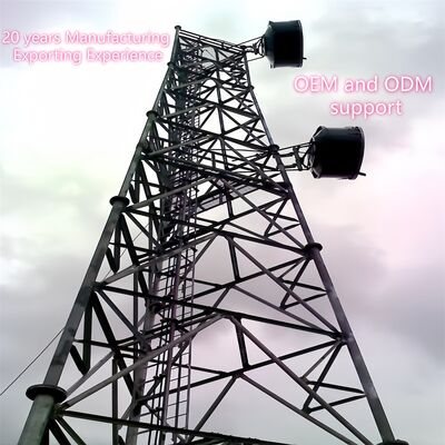 Torre tubolare in acciaio a 3 gambe di grosso spessore con finitura zincata a caldo per una maggiore resistenza alla corrosione in ambienti esterni