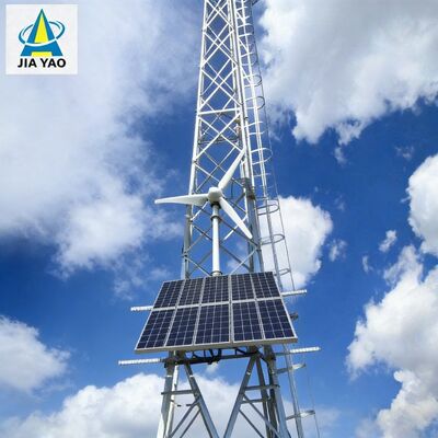 Torre di comunicazione compatibile con le energie rinnovabili per il monitoraggio del parco solare del parco eolico