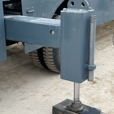 Torre con albero telescopico in acciaio portatile da 12m - 25m per stazione base mobile e sorveglianza di eventi temporanei con sistema di sollevamento elettrico e base a dispiegamento rapido