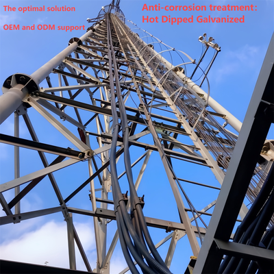 Torre reticolare in acciaio tubolare a 3 gambe ad alta precisione per stazione base 4G 5G 20m 30m 45m 60m Traliccio per telecomunicazioni zincato a caldo resistente al vento